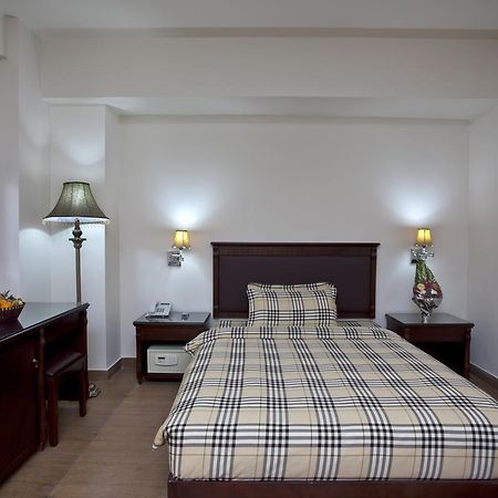 La Rose Hotel Srihotto Zewnętrze zdjęcie