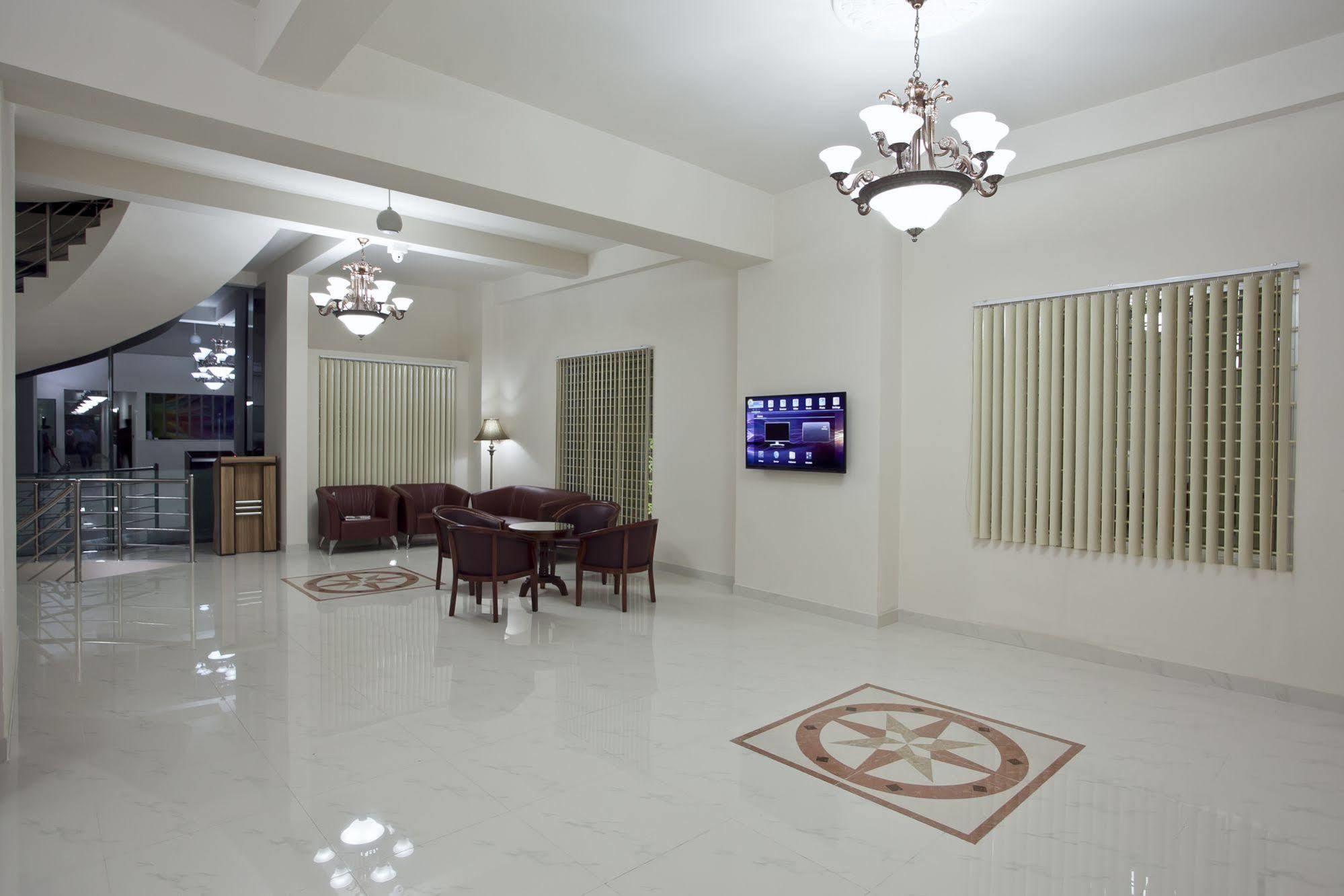 La Rose Hotel Srihotto Zewnętrze zdjęcie