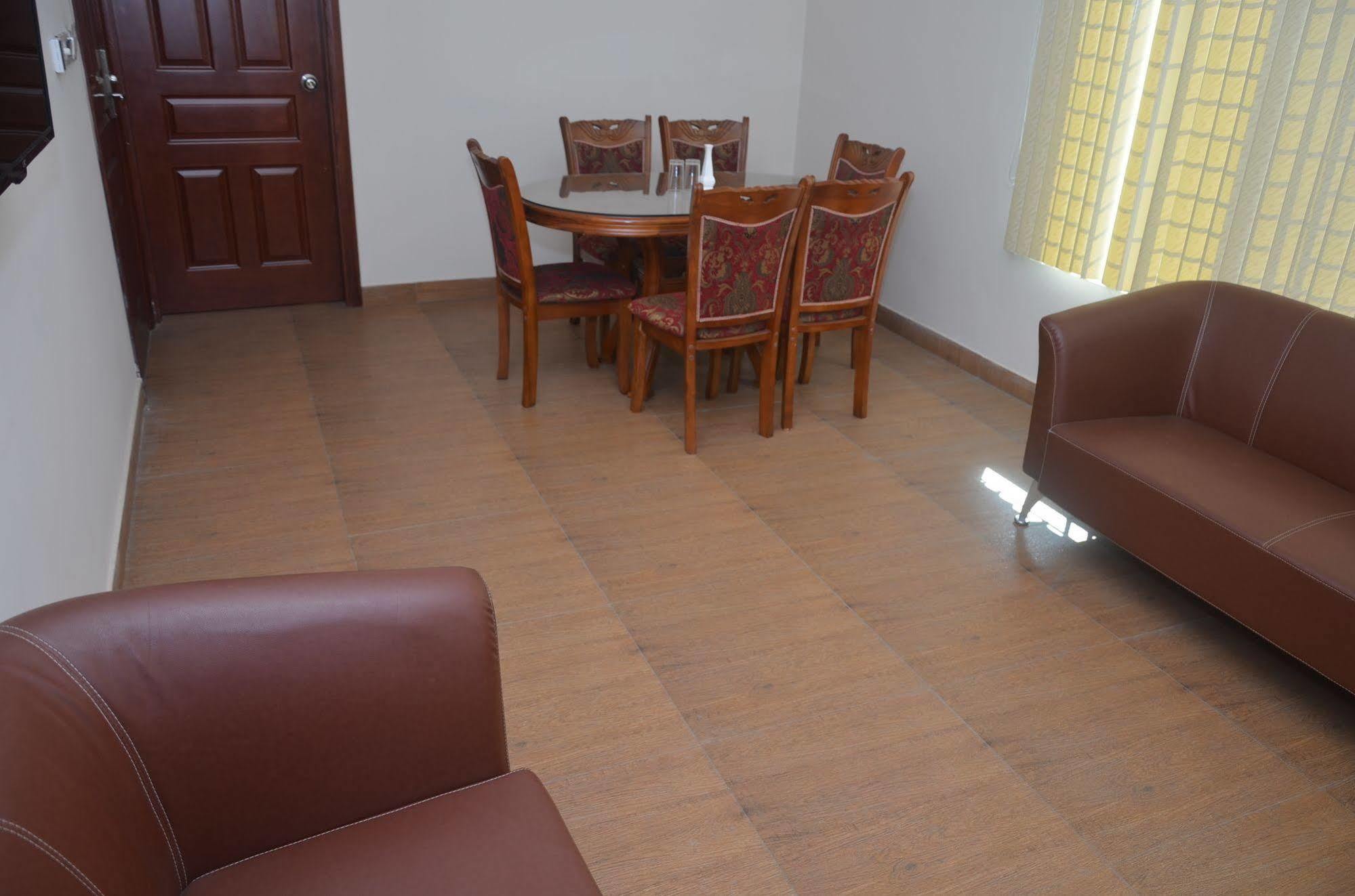 La Rose Hotel Srihotto Zewnętrze zdjęcie